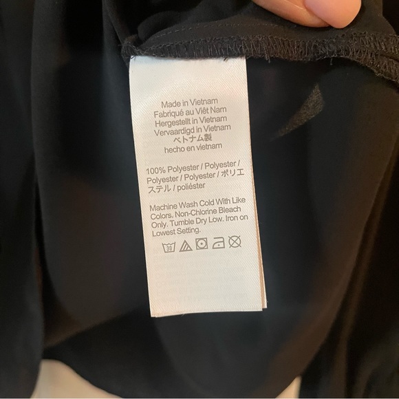 J. Crew Drapey ruffle tie-neck top long sleeve black v-neck BI903 small EUC - Picture 7 of 9